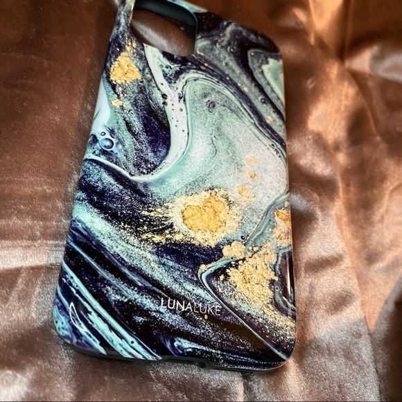 Marble Iphone 11 case - Picture 2 of 4